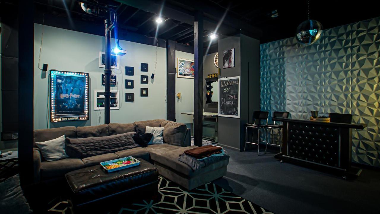 160Inch Home Movie Theater- Great For Movie Night! Omaha Exteriör bild