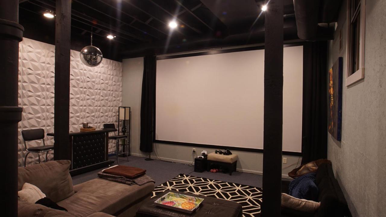 160Inch Home Movie Theater- Great For Movie Night! Omaha Exteriör bild