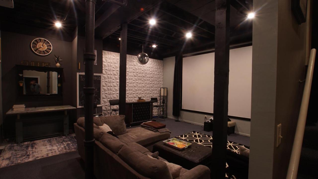 160Inch Home Movie Theater- Great For Movie Night! Omaha Exteriör bild
